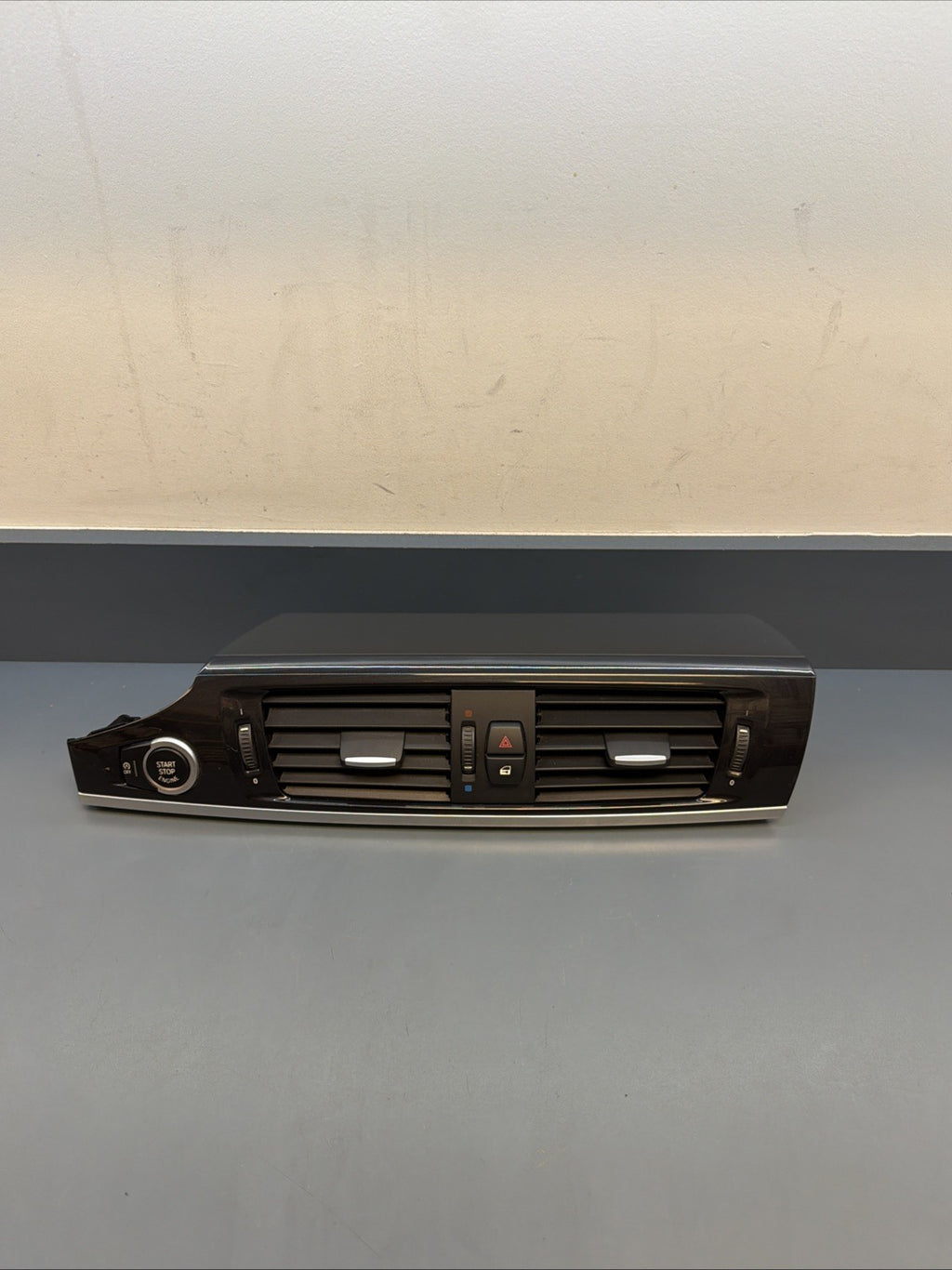 2011-2017 BMW X3 F25 Center Dash Air Vent Engine Start Stop Button OEM 9184742