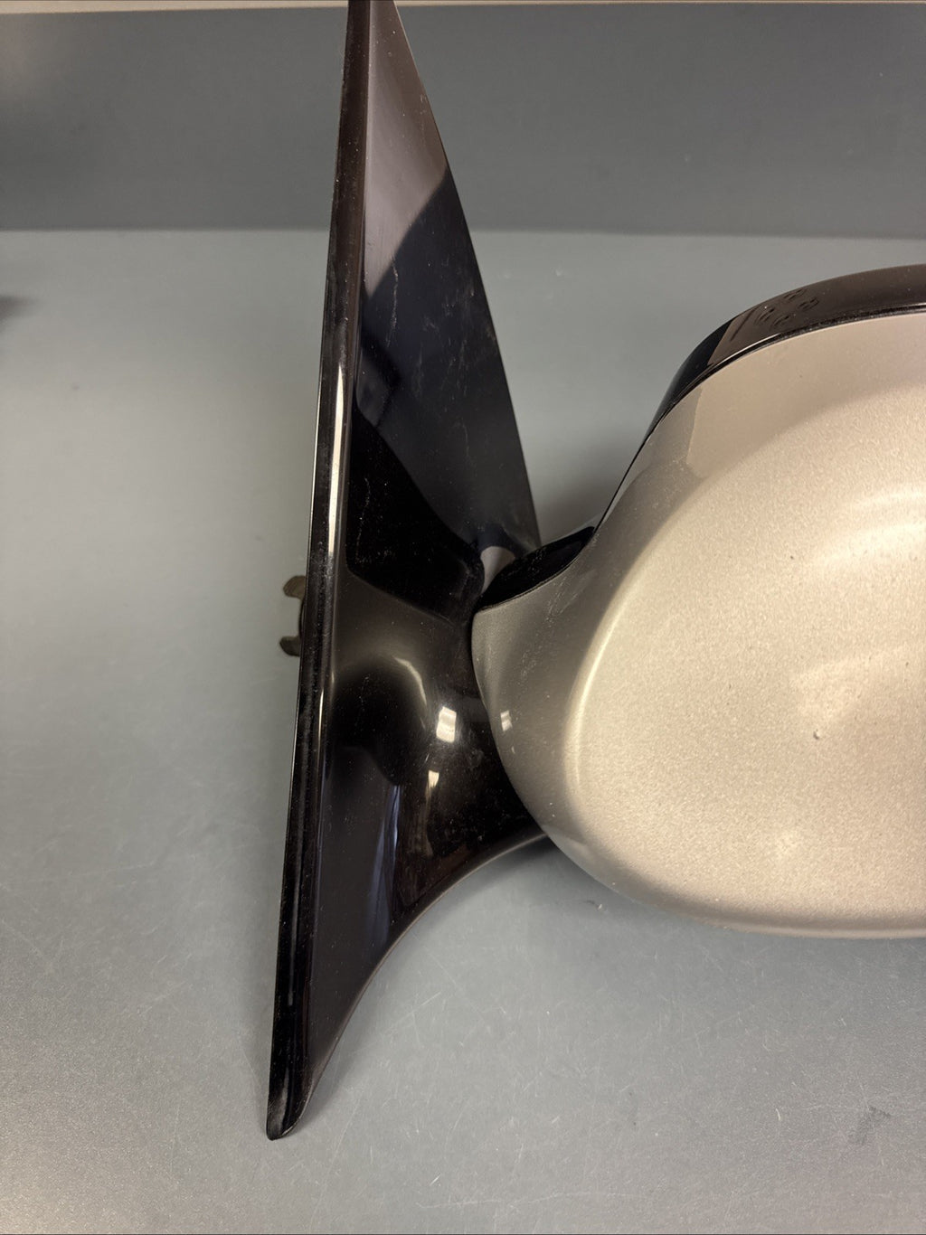 07-13 BMW 335i 328i Front Left Driver Side Door Mirror Assembly 7119212 OEM