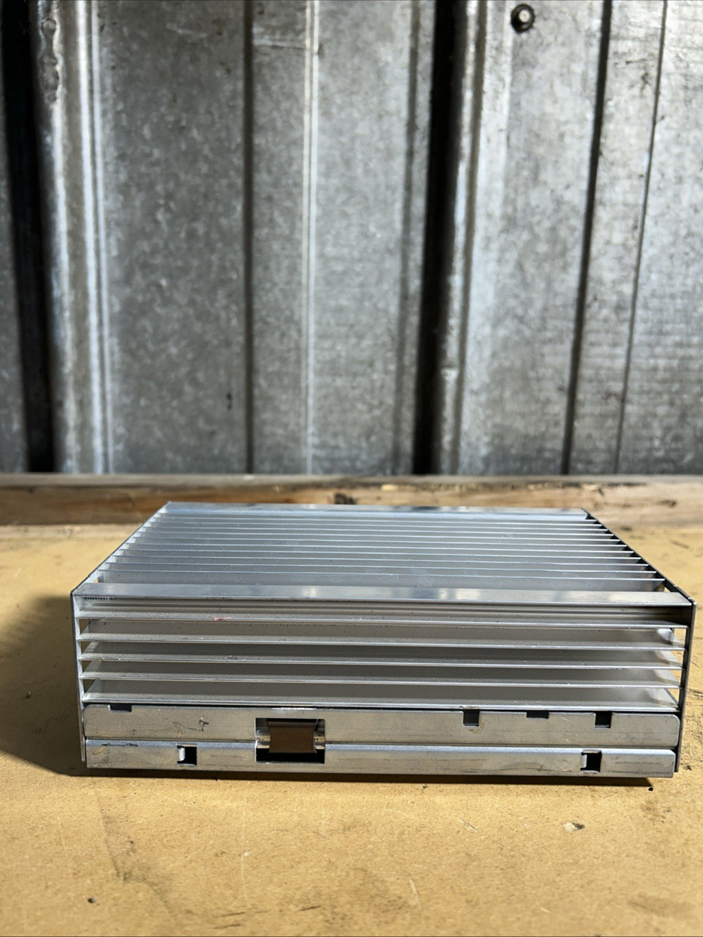 08-10 BMW 528 535 E60 AUDIO SYSTEM HARMAN BECKER AMPLIFIER AMP OEM 9198762