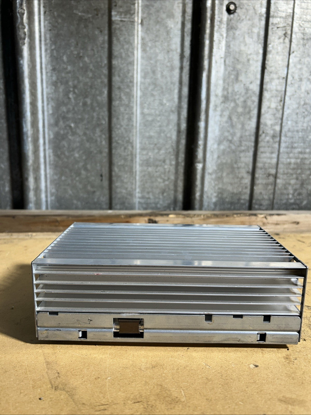 08-10 BMW 528 535 E60 AUDIO SYSTEM HARMAN BECKER AMPLIFIER AMP OEM 9198762