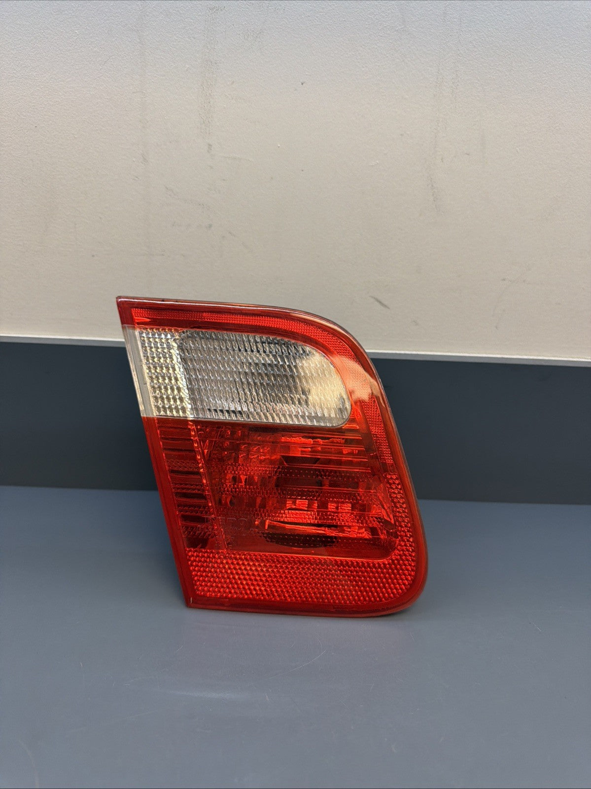 2000-2001 BMW E46 328 Left Driver LH Side Inner Tail Light Oem SEDAN 8364923