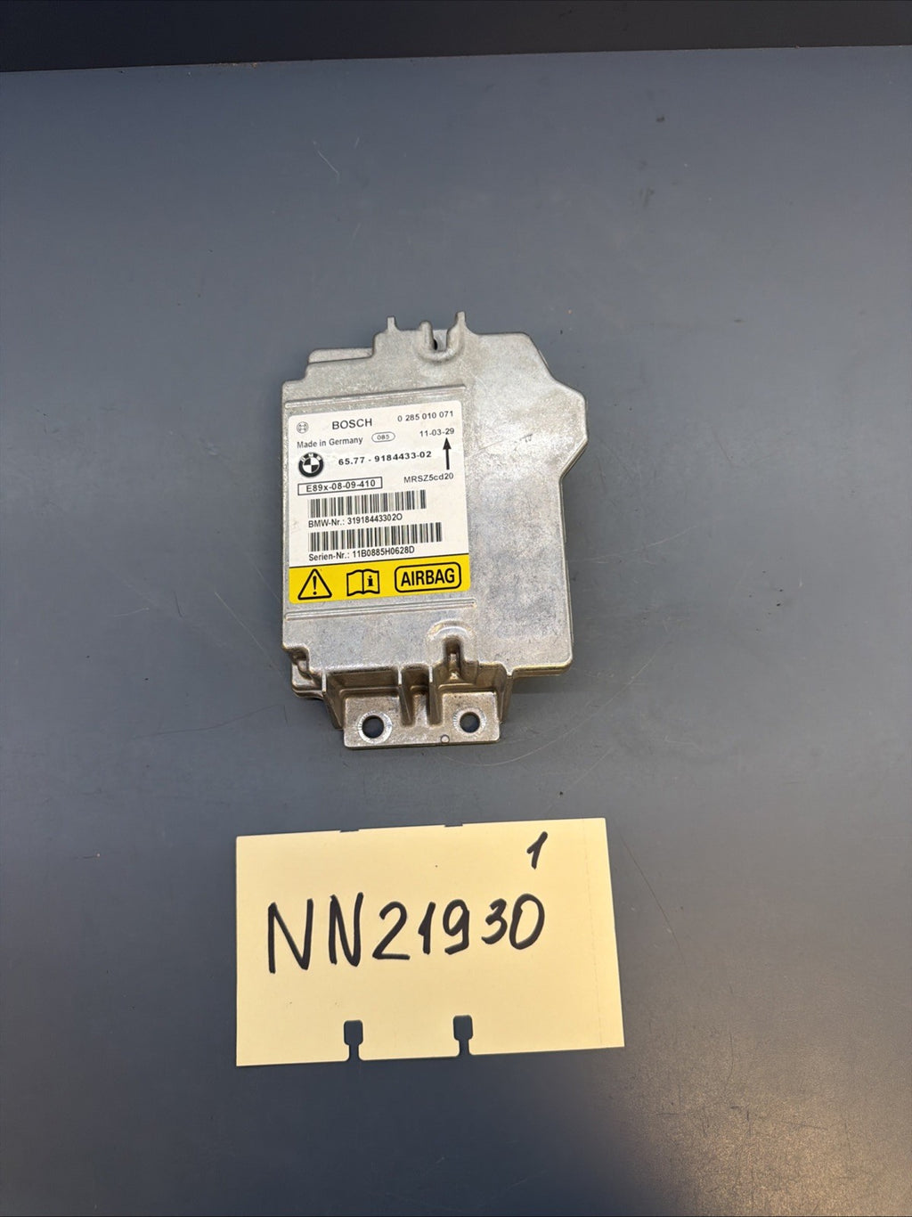 2007-2011 BMW 3 Series E90 328 335 Control Module Unit OEM 65779184433