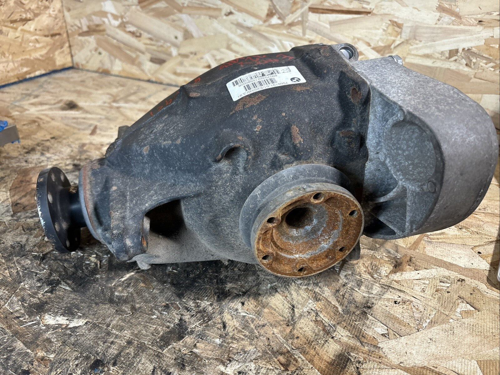 BMW E90 328 REAR DIFFERENTIAL 3 SERIES 3.91 FINAL DRIVE 7566191