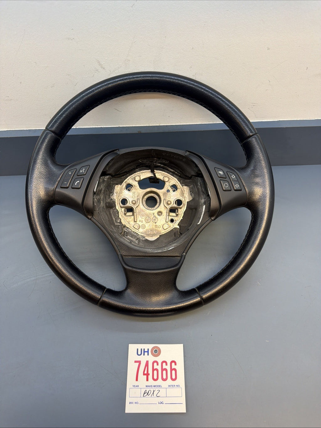 2006-2011 BMW 3 SERIES E90 E91 STEERING WHEEL LEATHER MULTIFUNCTION 61645150G