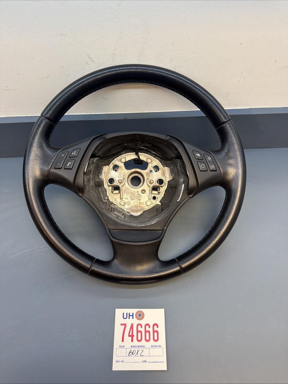 2006-2011 BMW 3 SERIES E90 E91 STEERING WHEEL LEATHER MULTIFUNCTION 61645150G