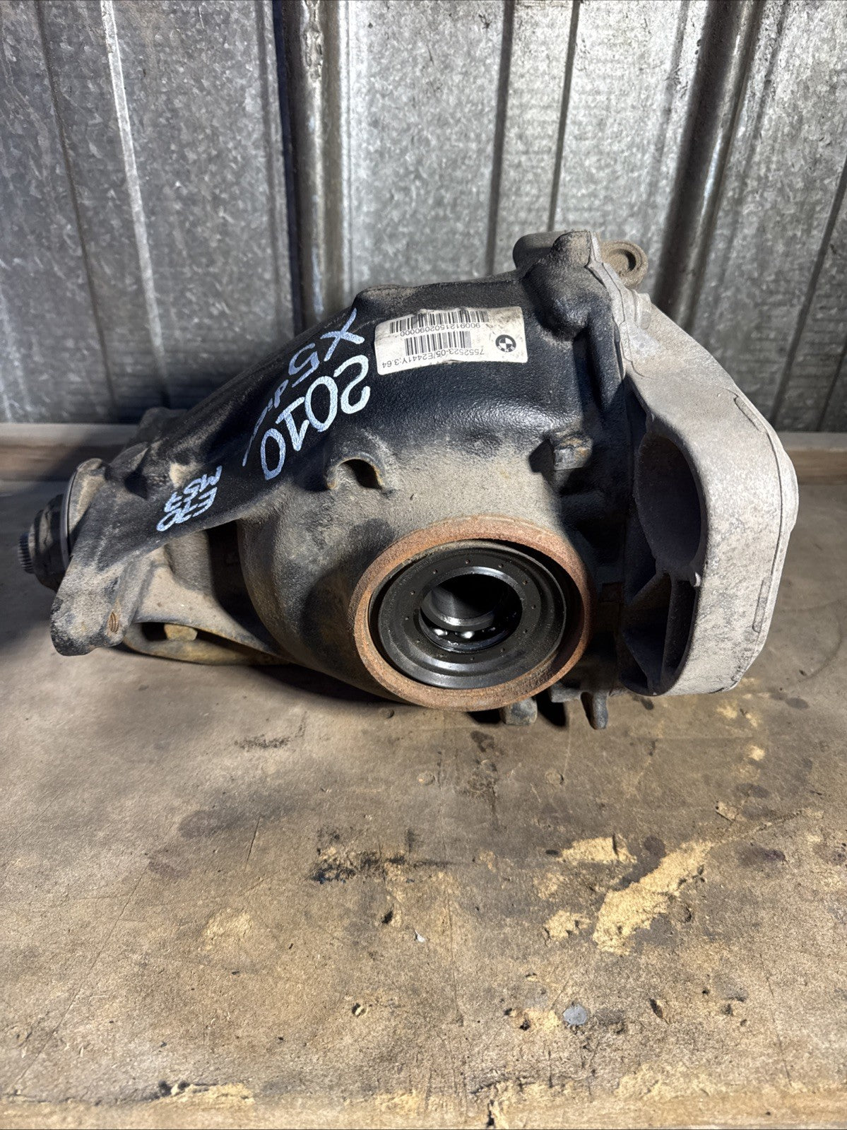 07-13 OEM BMW E70 X5 3.5d Rear Differential Axle Carrier 3.64 DIESEL M57 7552523