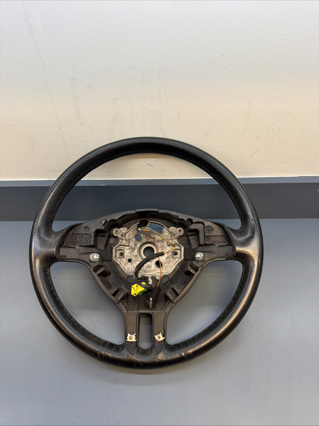 1999-2006 BMW 3 SERIES E46 GENUINE BLACK LEATHER STEERING WHEEL 3375E461