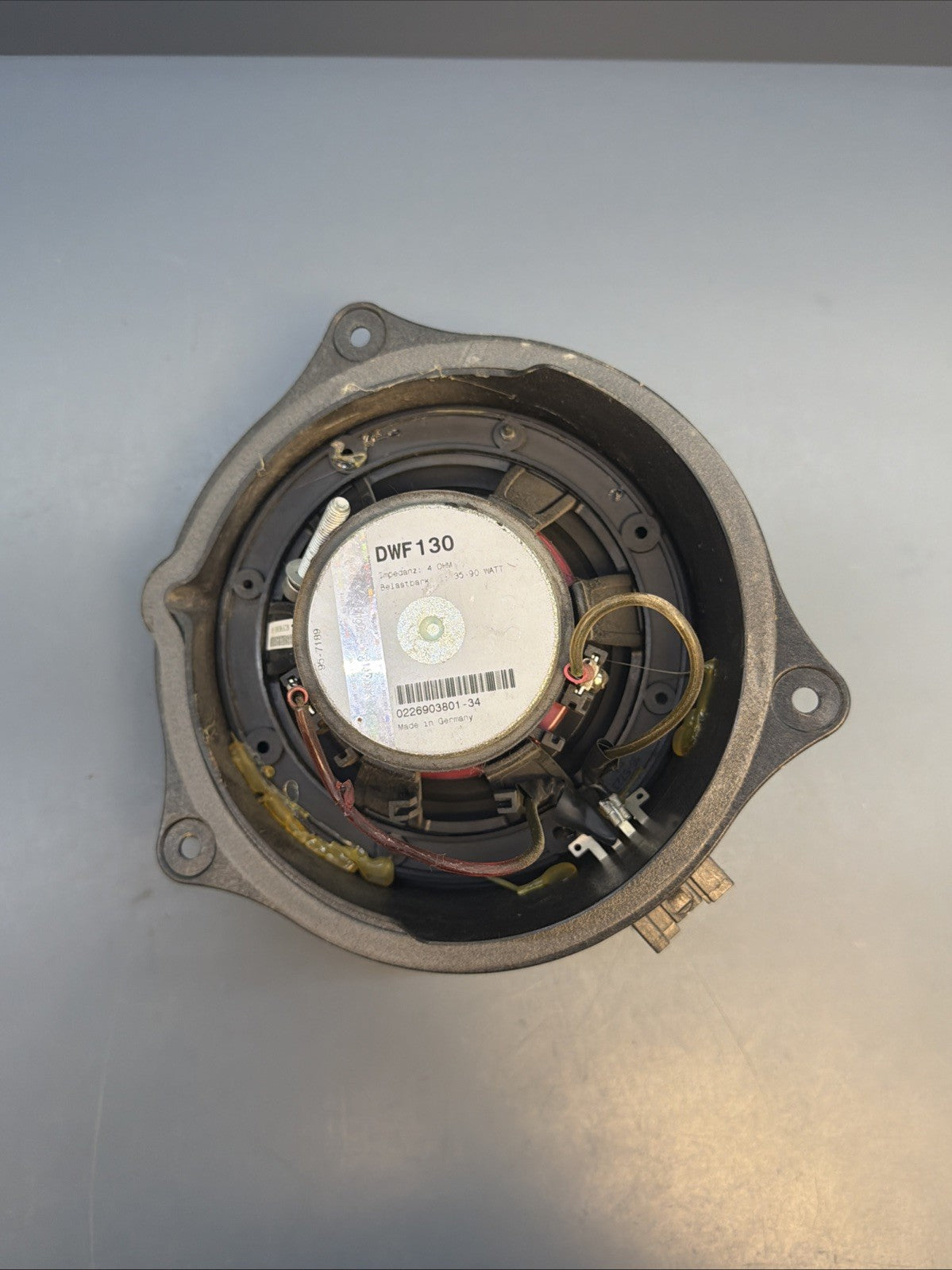 2000-2006 BMW X5 - Front Right DOOR Speaker (Top-Hifi) 8381550