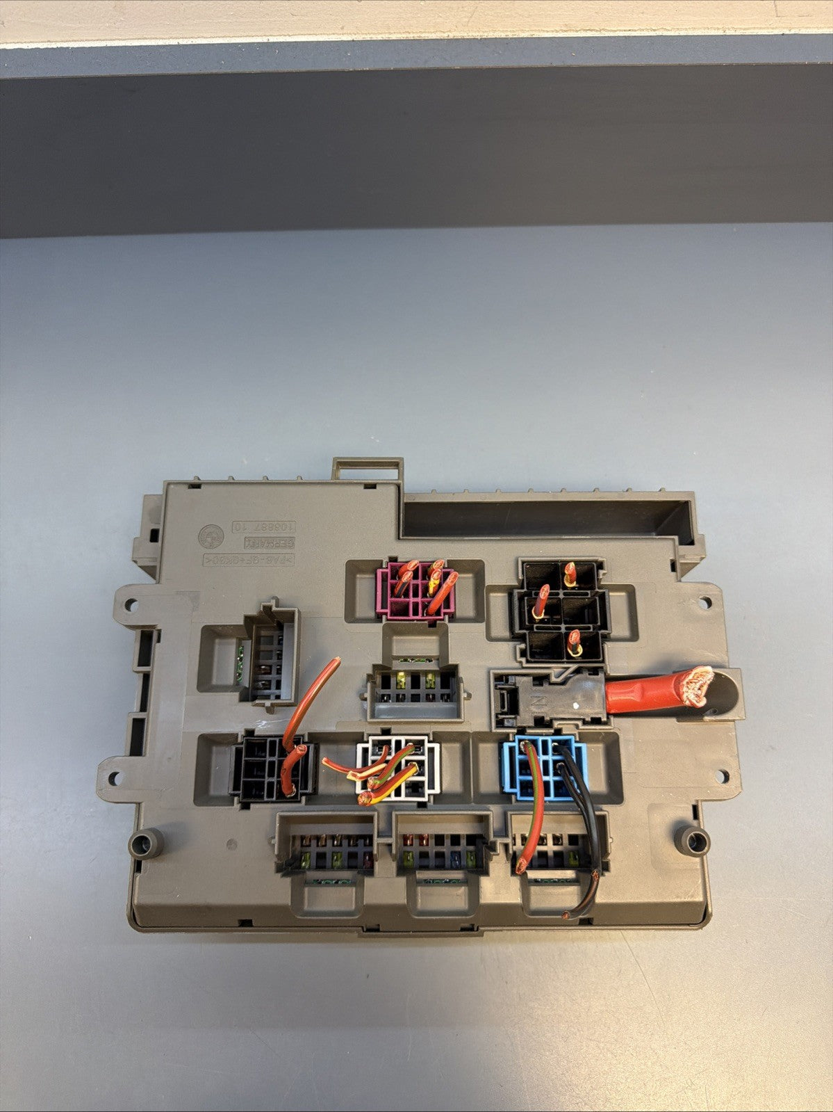 BMW 1 3 X1 Series E90 E91 E84 E87 Fuse Box Front Power Distribution 9119444