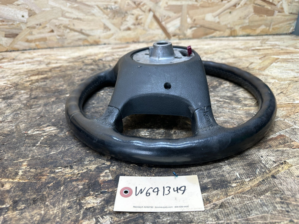 BMW 2003-2006 E83 X3 LEATHER STEERING WHEEL OEM 3411963/3426317