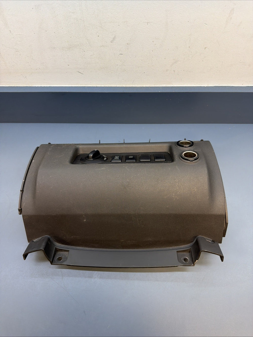 05-12 NISSAN XTERRA Lower Center DASH SWITCH TRIM BEZEL 4WD Switch Vdc Used Oem