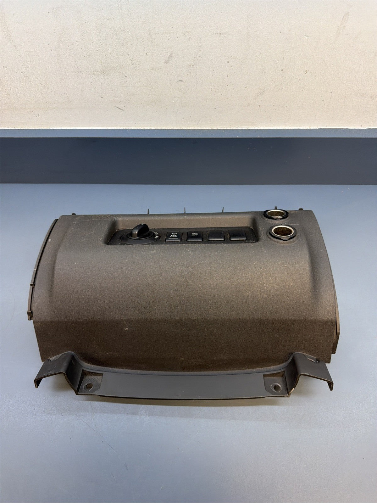 05-12 NISSAN XTERRA Lower Center DASH SWITCH TRIM BEZEL 4WD Switch Vdc Used Oem