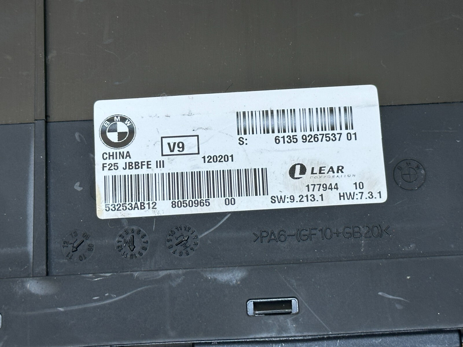 BMW 2011-2017 F25 X3 BODY CONTROL MODULE JUNCTION BOX BCM OEM 9267537
