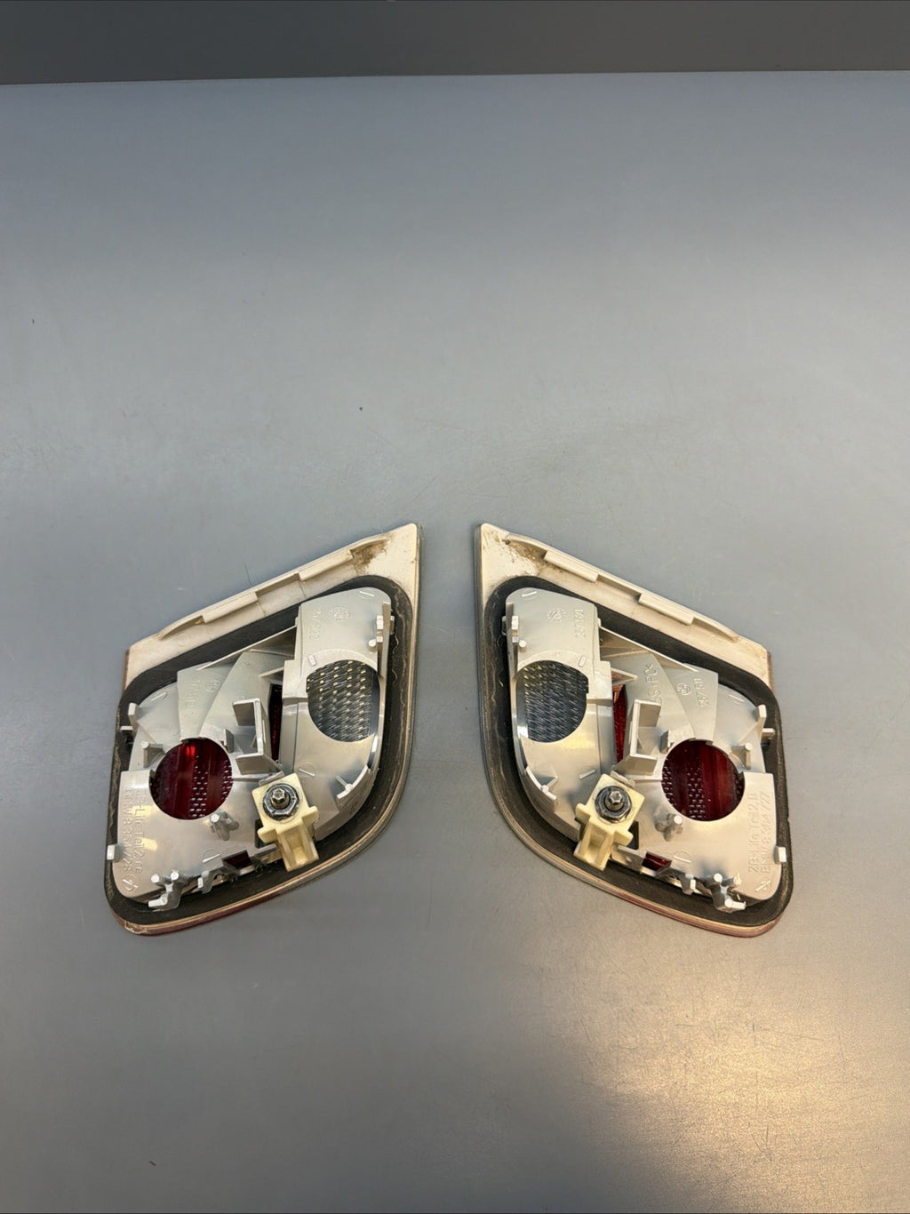 BMW 3 Series Coupe E46 Rear Left Tail Light Rear Lamp 8364727 & 8364728 set