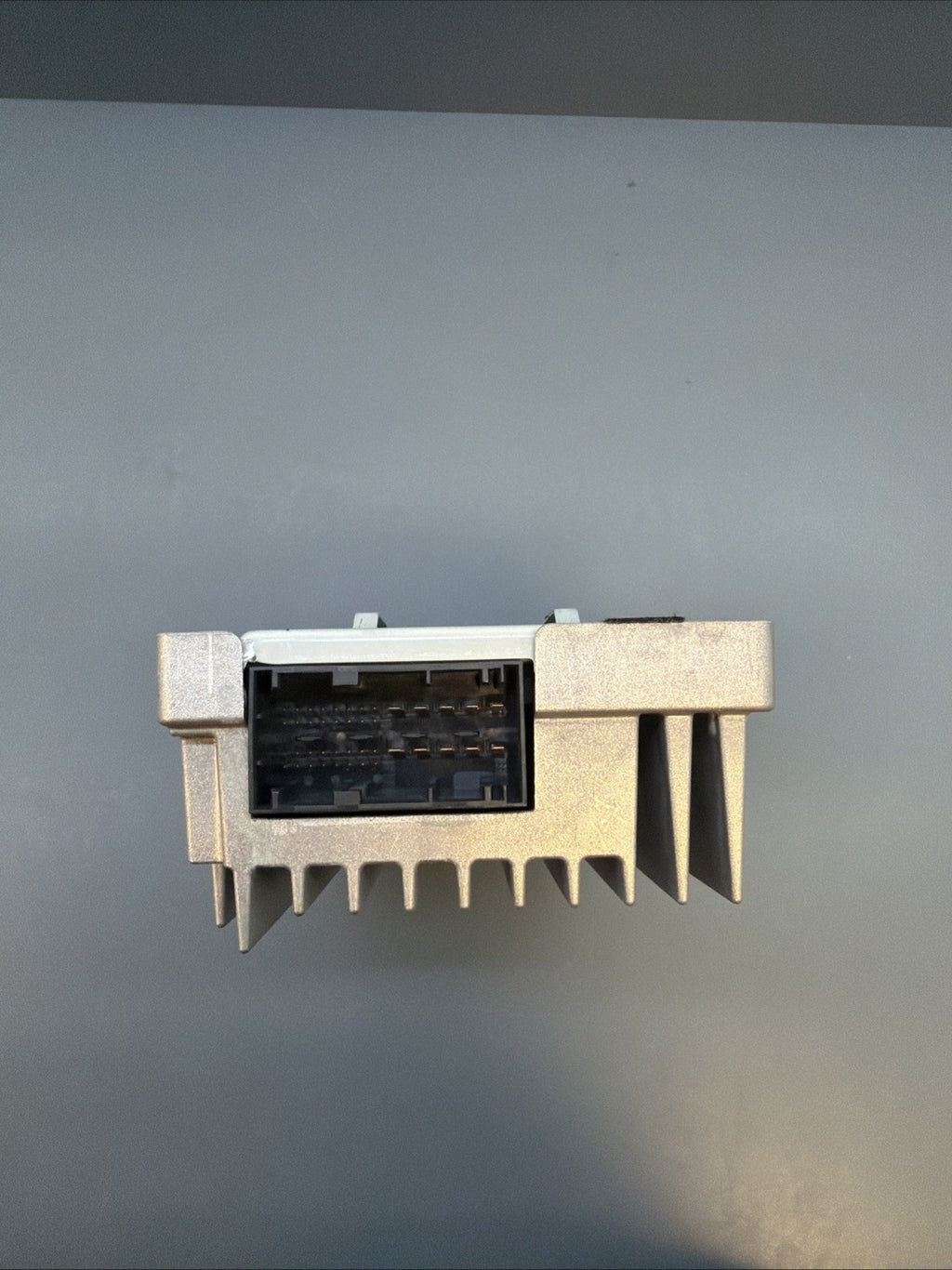 07-11 BMW E90 E92 328i 335i 335d M3 HiFi Audio Music Amplifier 9246184 OEM