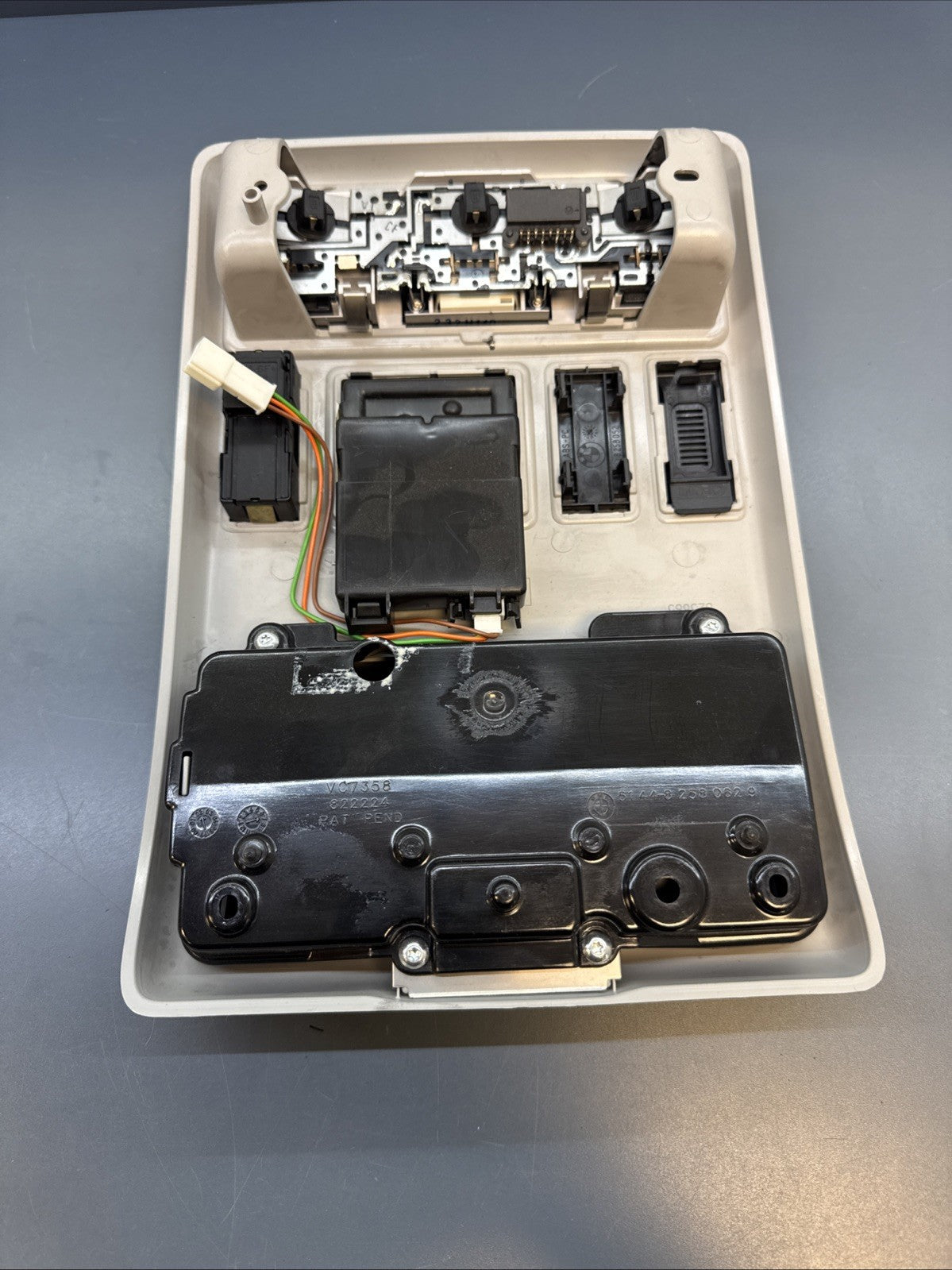 Roof Compartment Lights BMW X5 E53 2000-2006 8379941