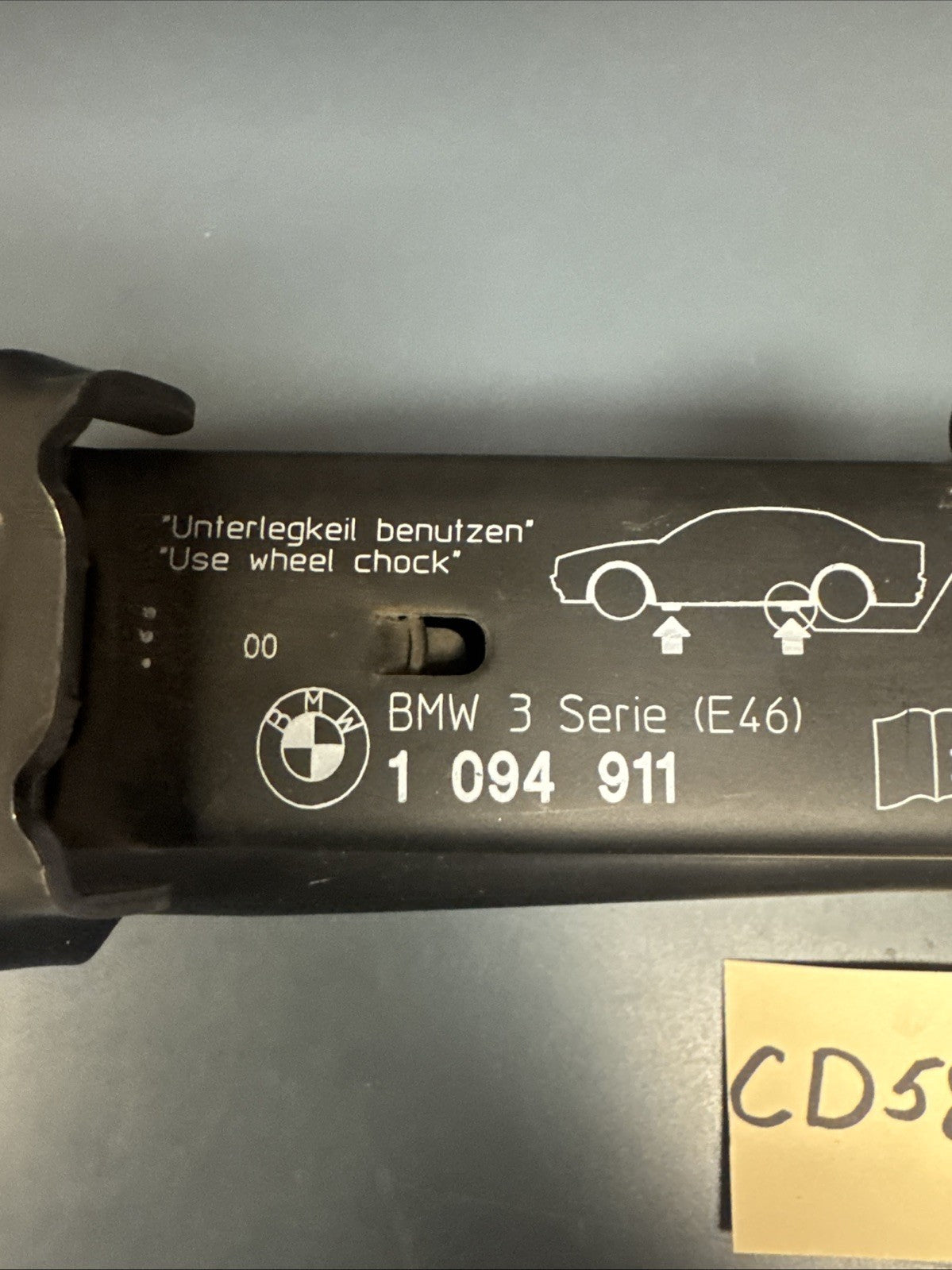 01-06 OEM BMW E46 325 330 M3 Emergency Spare Wheel Jack 6767944