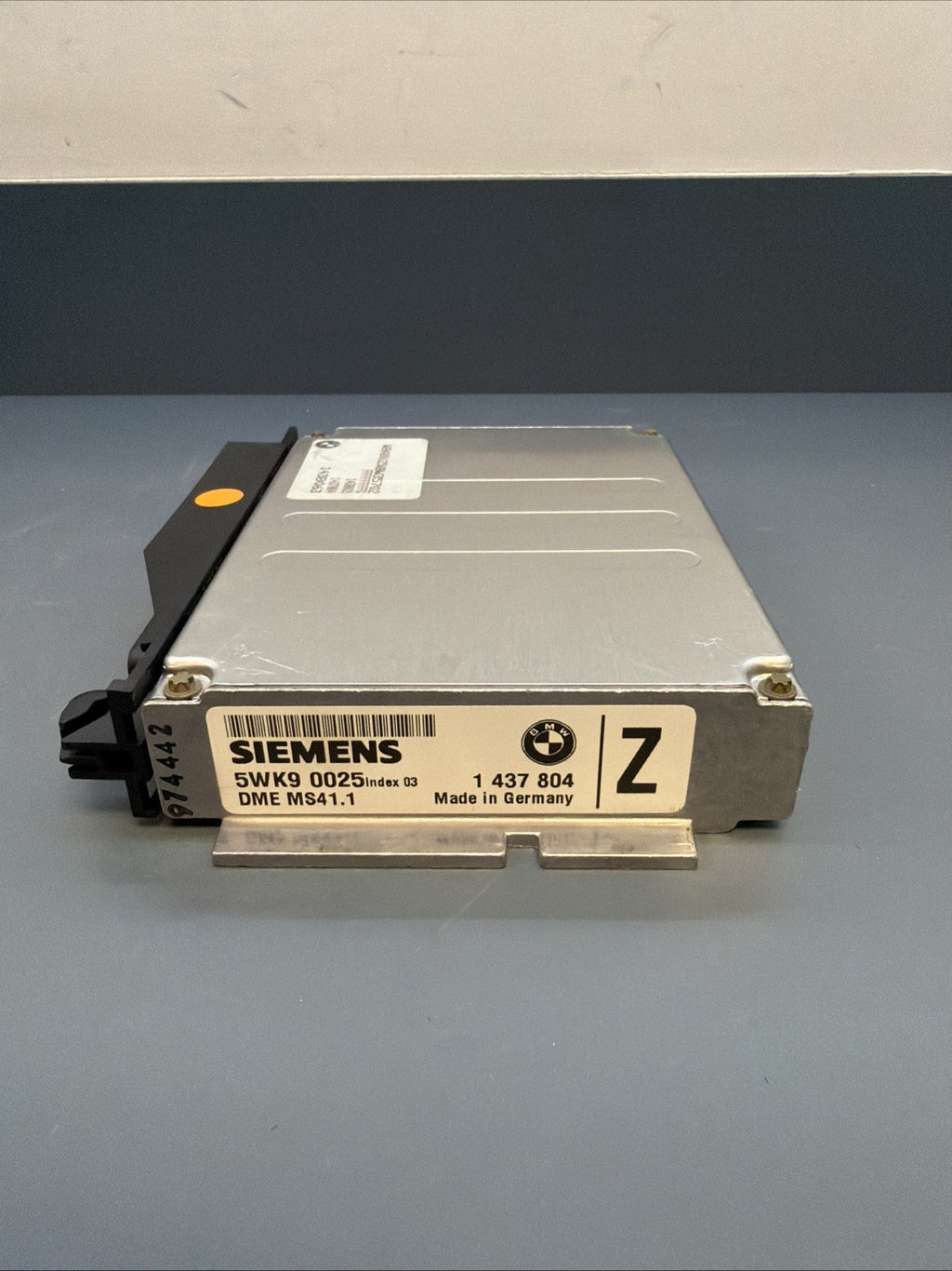 1996-2000 BMW 528I E39 ENGINE CONTROL MODULE ECU ECM 1437804 OEM