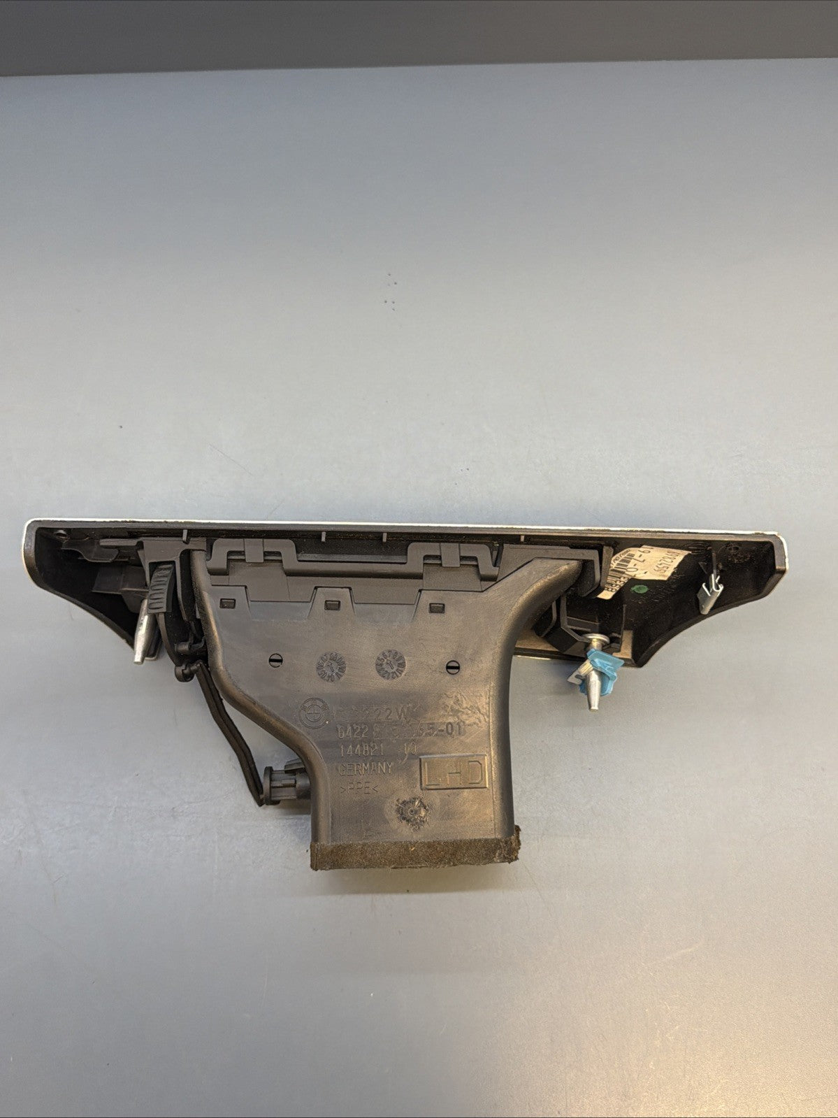 2006-13 BMW E90 E92 3 SERIES LEFT DRIVER DASHBOARD A/C VENT GRILLE TRIM 9151165