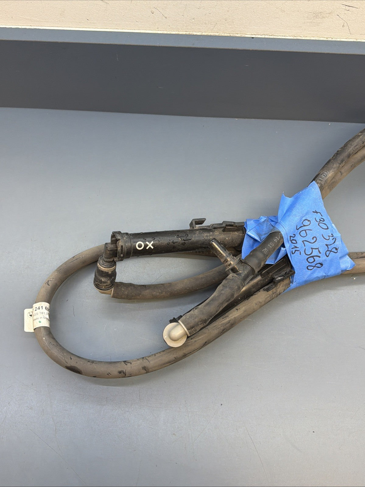 2013-2016 BMW 328I XDRIVE F30 - Headlight Washer HOSE / LINE 7241690