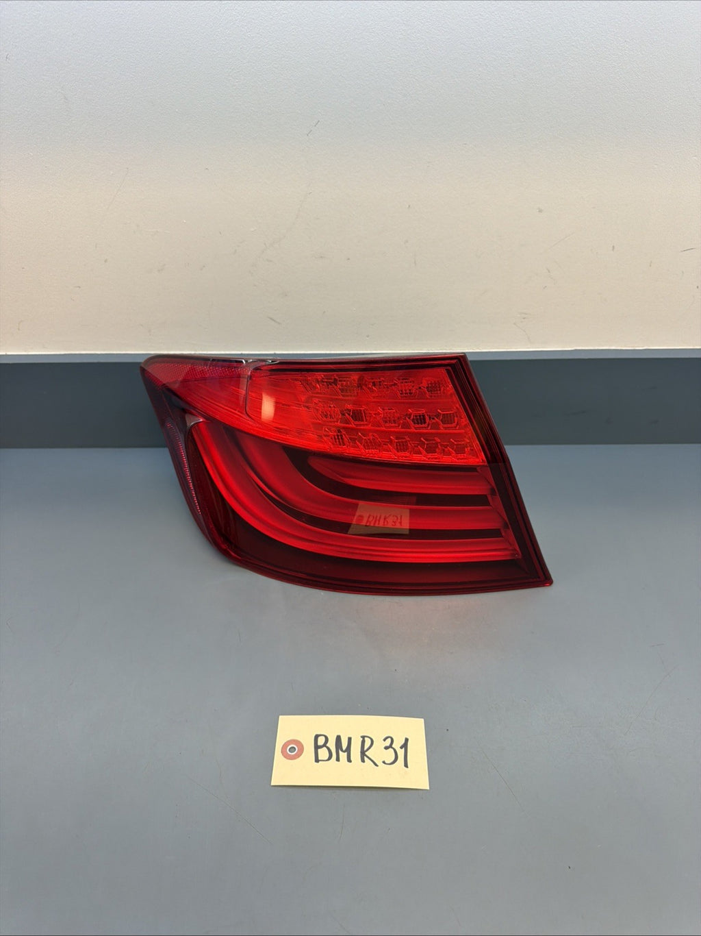 2011-2013 BMW F10 528i 535i 550i M5 TAIL LIGHT BRAKE DRIVER LEFT OEM 173462-01