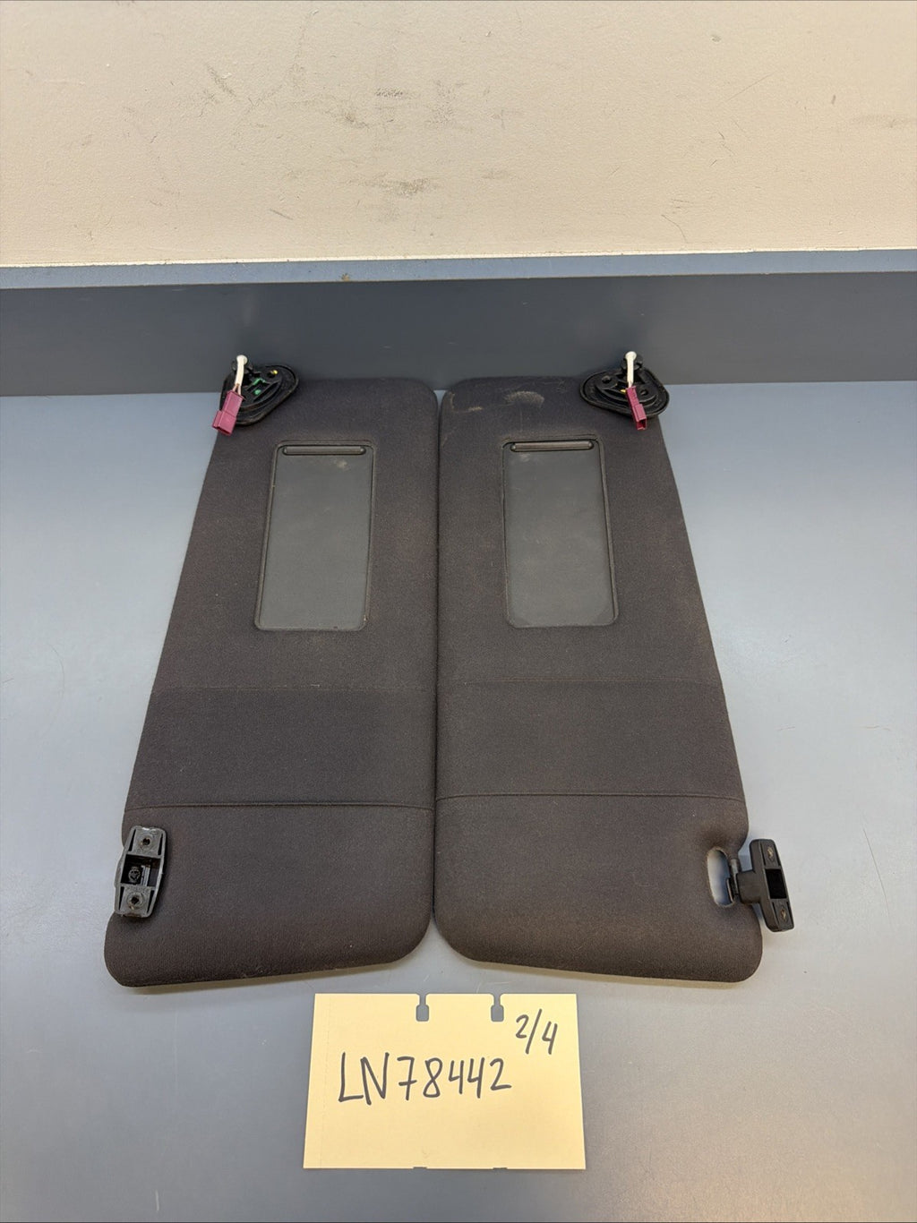 01-06 BMW E53 X5 Right Left Sun Visors Shade Mirror Black OEM