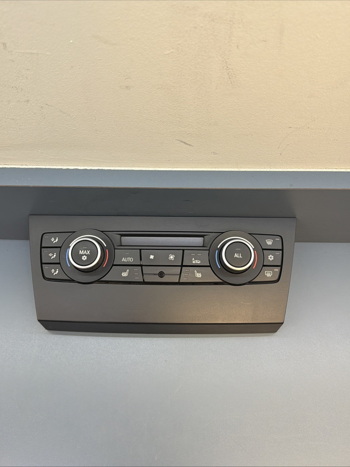BMW 04-13 E81 E88 E90 E84 1/3 SERIES X1 AC CLIMATE CONTROL PANEL OEM 9250393