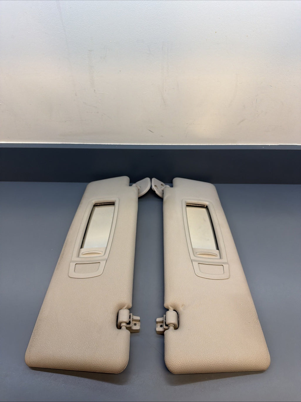 2007-2013 BMW E70 X5 X5M Front Left Right Interior Sun Visor Grey Pair Set