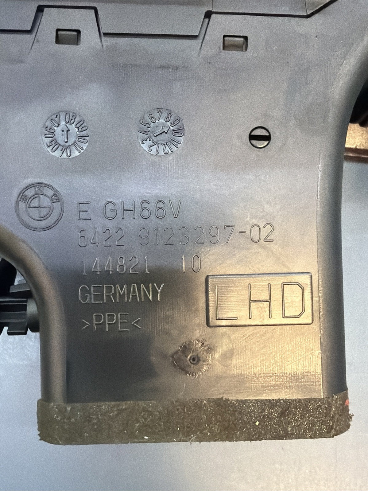 06-13 BMW E90 E92 E93 328i 335i M3 Oem Left Driver AC Vent HVAC 9123297