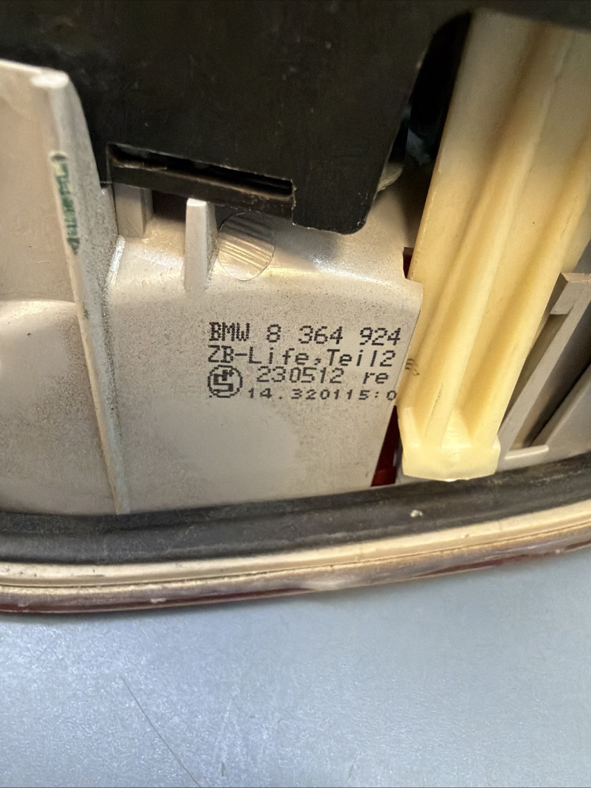 2000-2001 BMW E46 328 Right Passenger RH Side Inner Tail Light Oem SEDAN 8364924