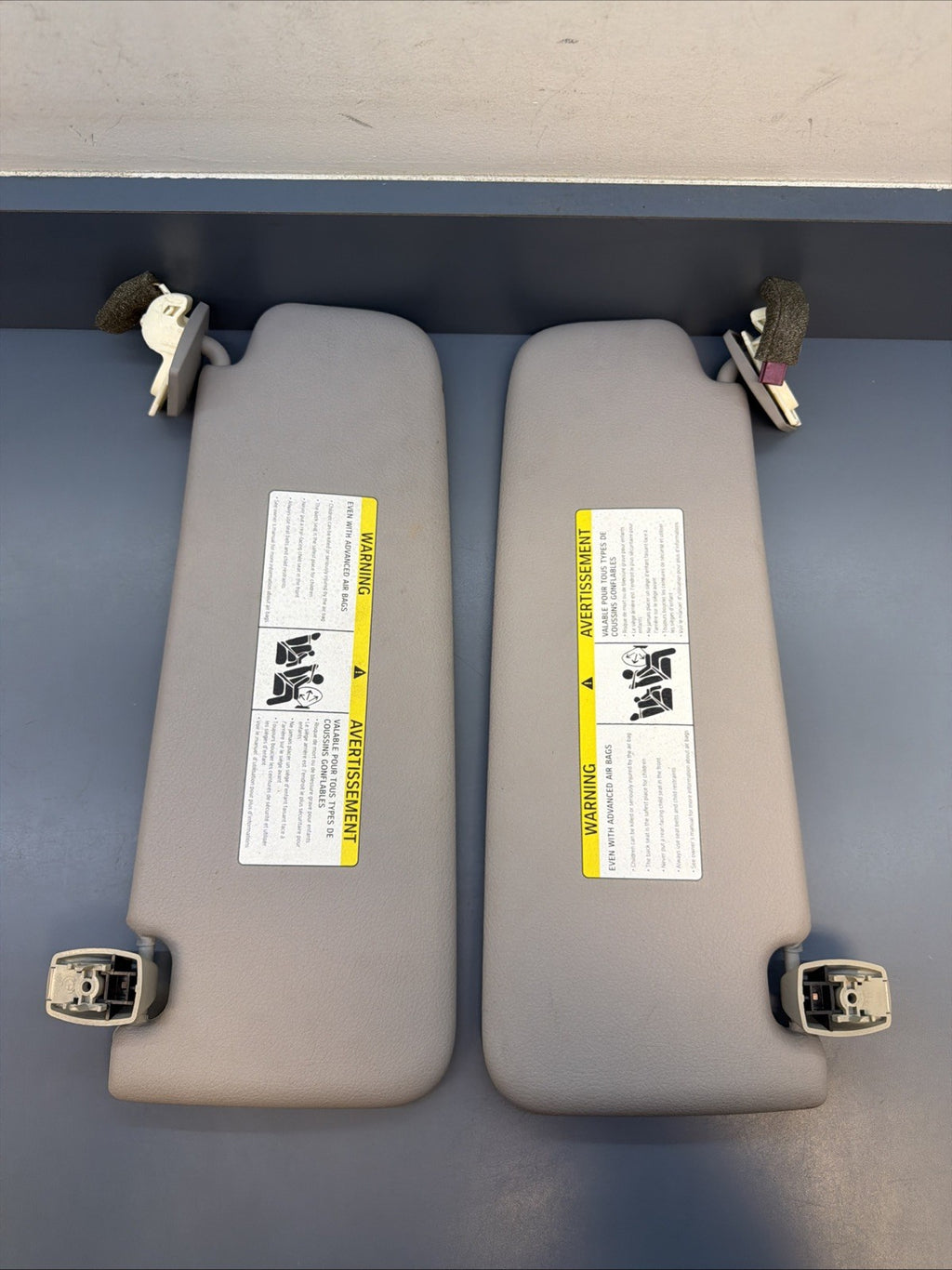 BMW E90 E91 E92 E93 Sun Visor Set OEM – Driver & Passenger 6905983