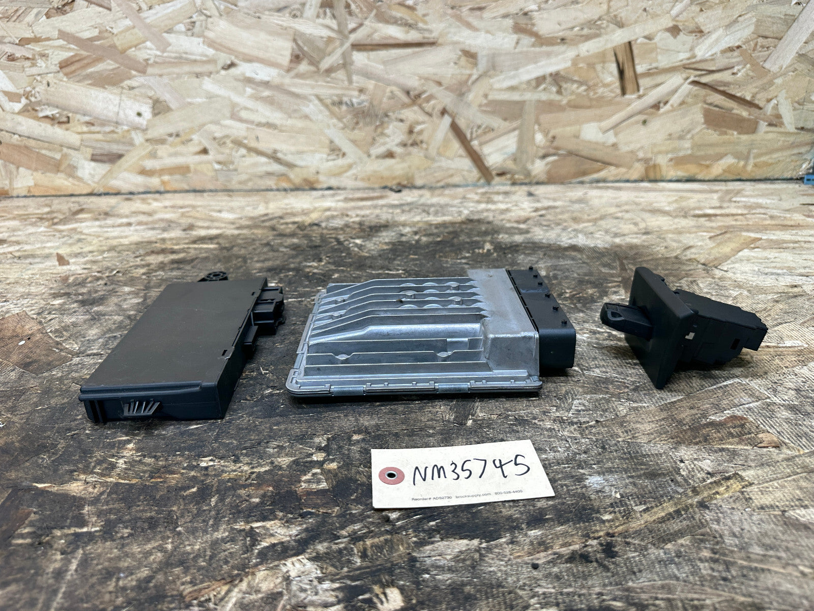 BMW 05-13 N52N N51 ENGINE ECU(DME)+CAS(IMMOBILIZER)+KEY  SET 7602216 MSV80