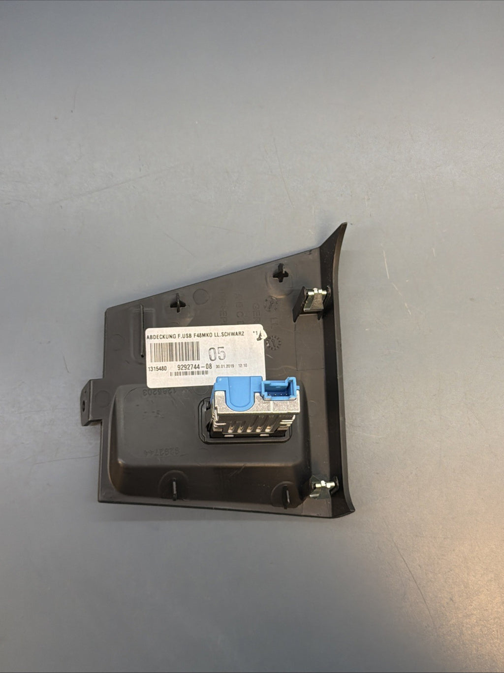 2018-2022 BMW X2 F39 OEM Center Console Trim W/Type C Port 9292744