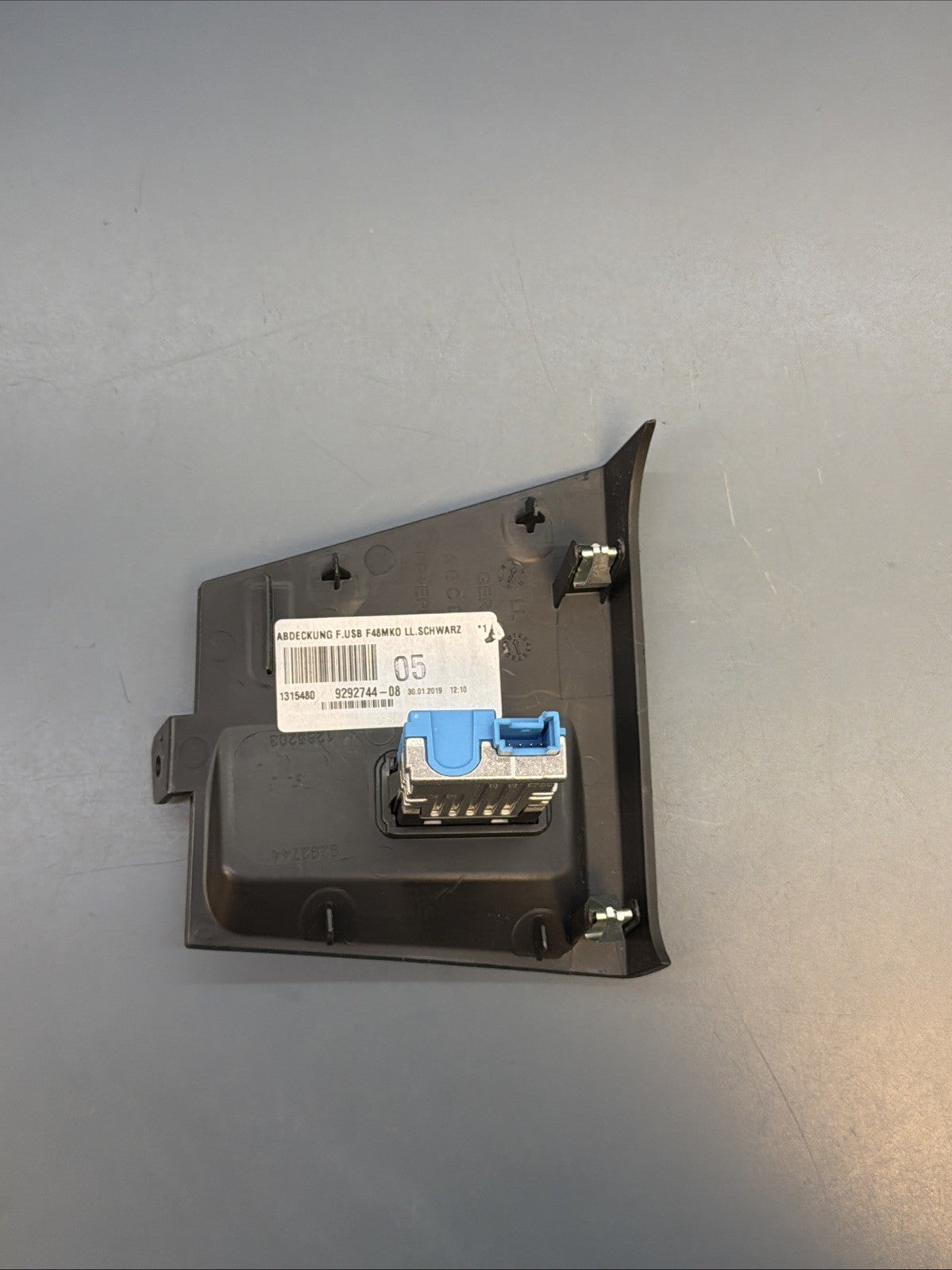 2018-2022 BMW X2 F39 OEM Center Console Trim W/Type C Port 9292744