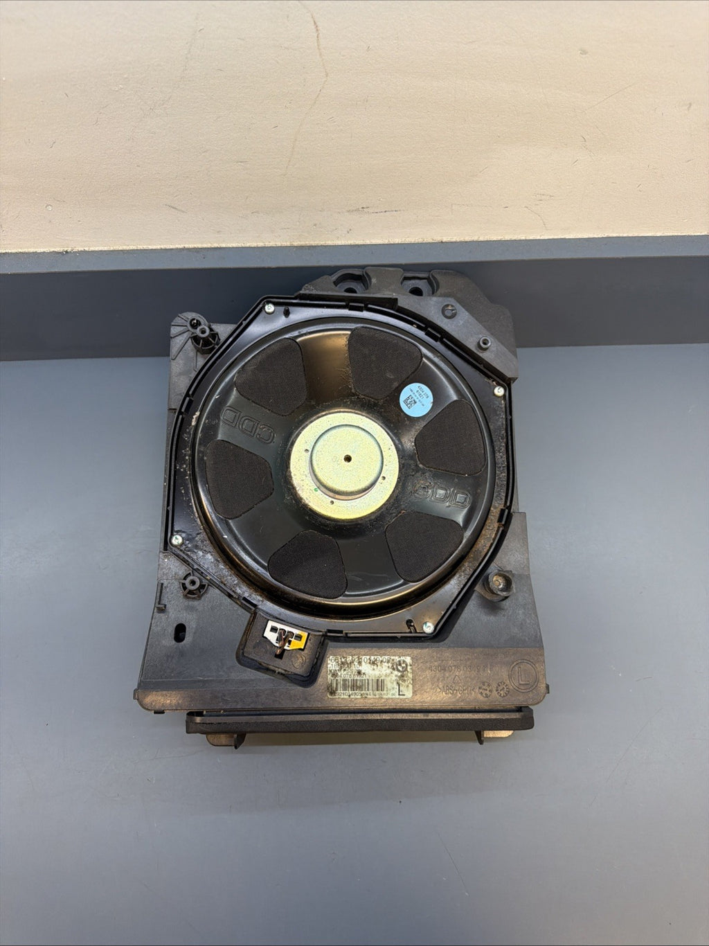 BMW F22 F30 F32 F36 F80 F82 HIFI BASS AUDIO LEFT DRIVER SUBWOOFER 9210149