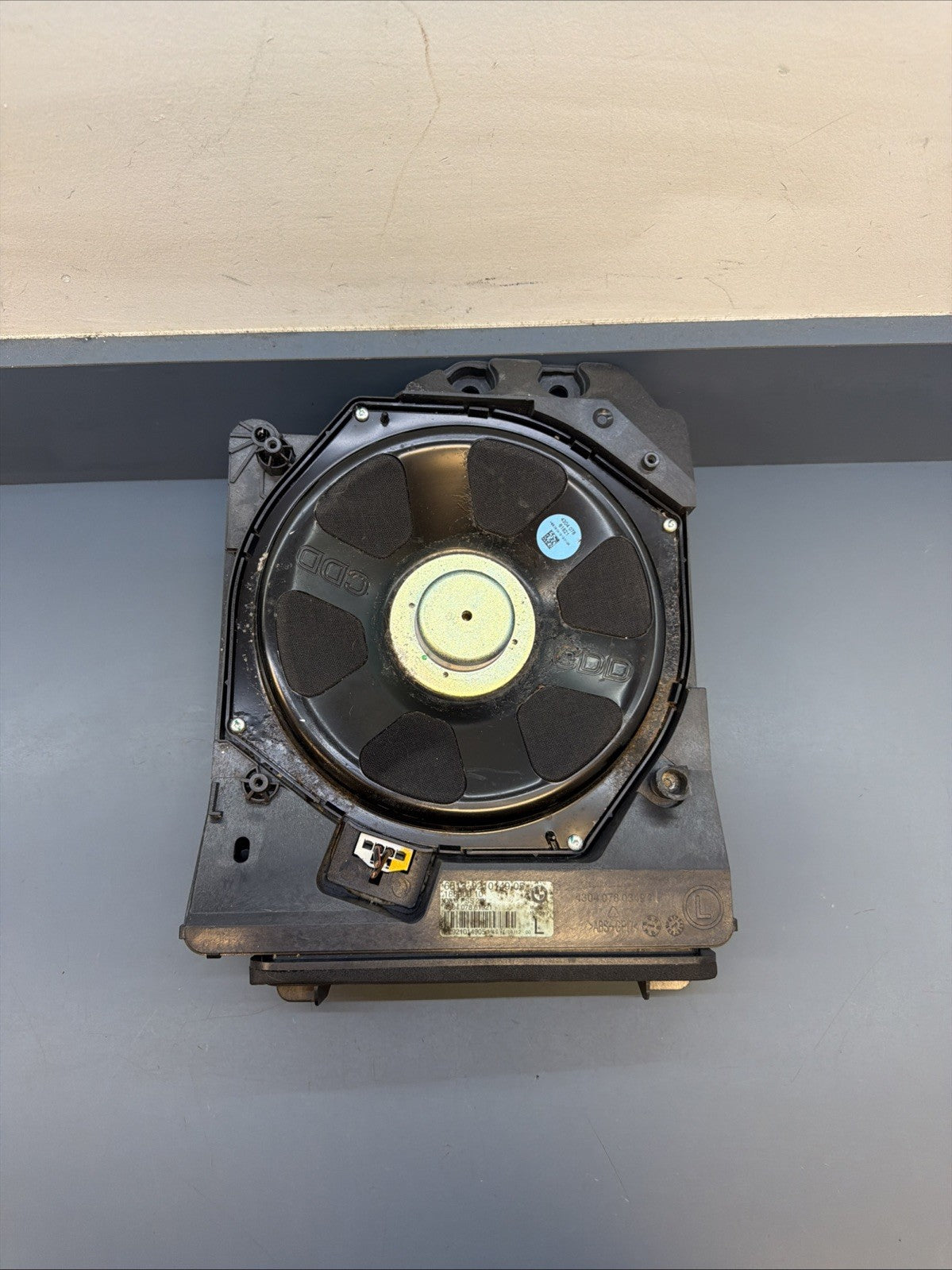 BMW F22 F30 F32 F36 F80 F82 HIFI BASS AUDIO LEFT DRIVER SUBWOOFER 9210149