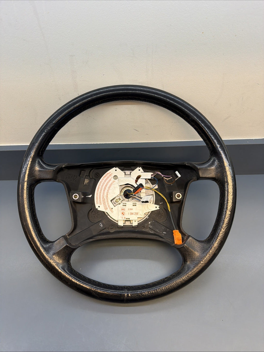 95-03 Bmw E38 740 750 540 Left Driver Leather Steering Wheel Black Trim 1094259