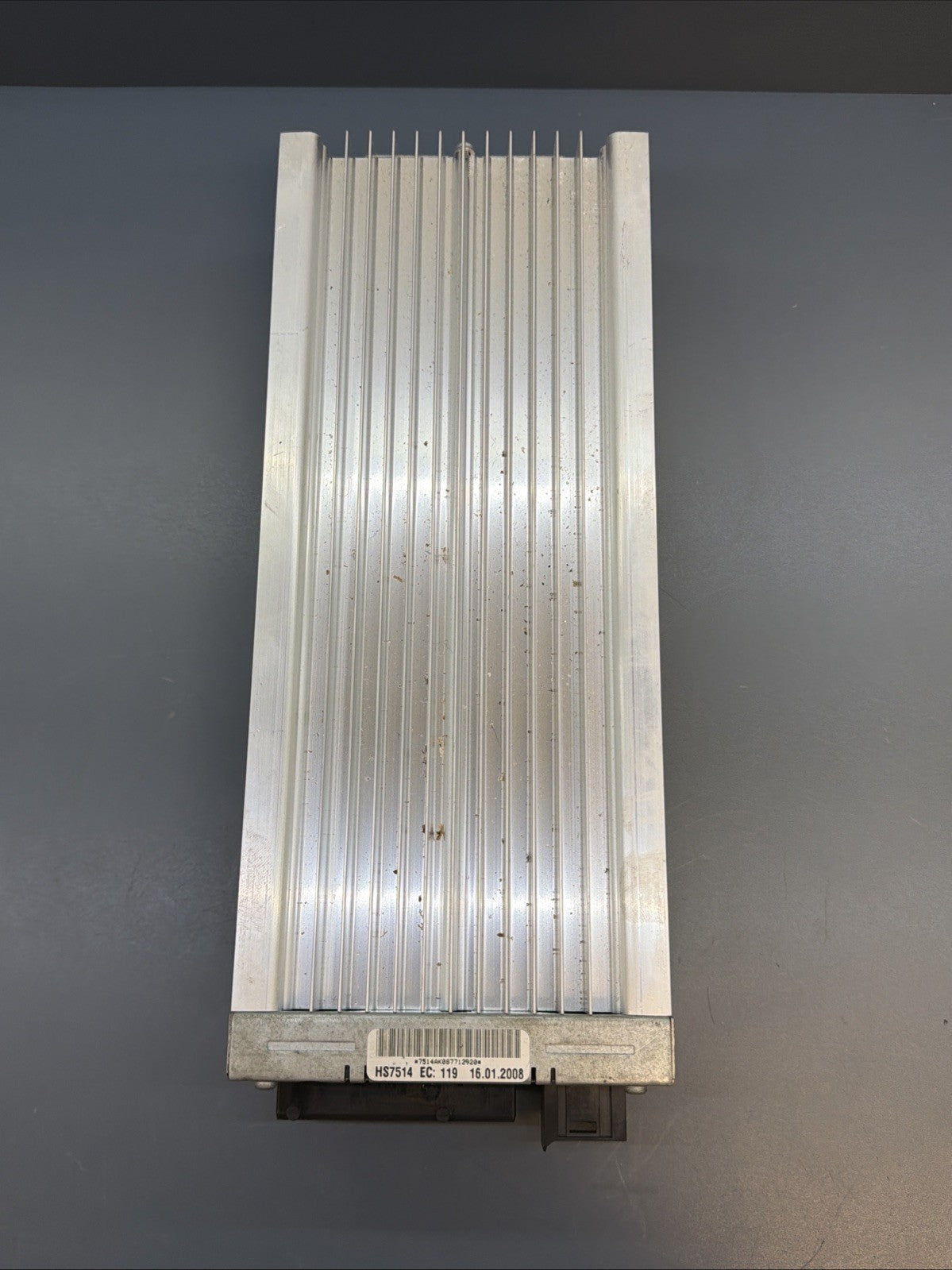 BMW E90 E92 E60 E63 328i 528i 330i 545i Logic BECKER TOP HIFI AMPLIFIER 9177752