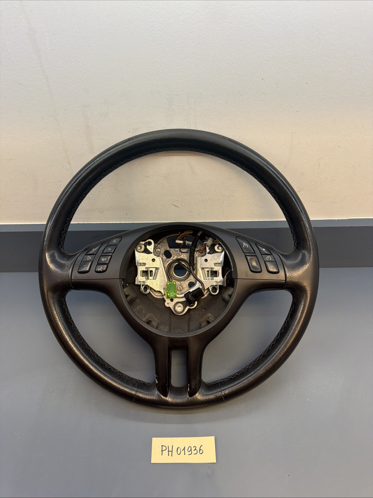 BMW 99-06 E46 3 SERIES BLACK LEATHER SPORT STEERING WHEEL OEM 101493/6760659