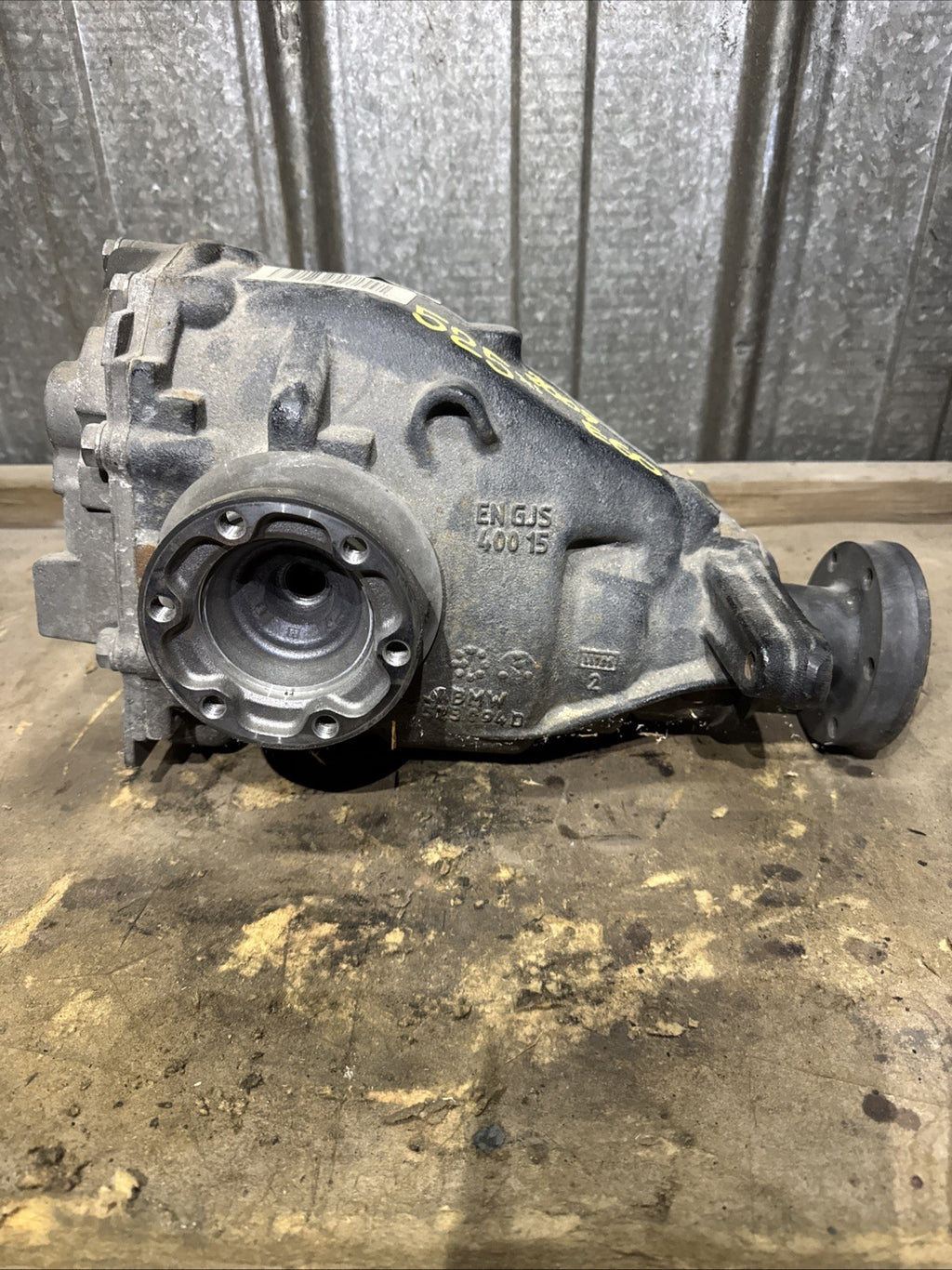 BMW REAR DIFFERENTIAL E60 SERIES 525Xi AUTO FINAL DRIVE 4.10 7541546