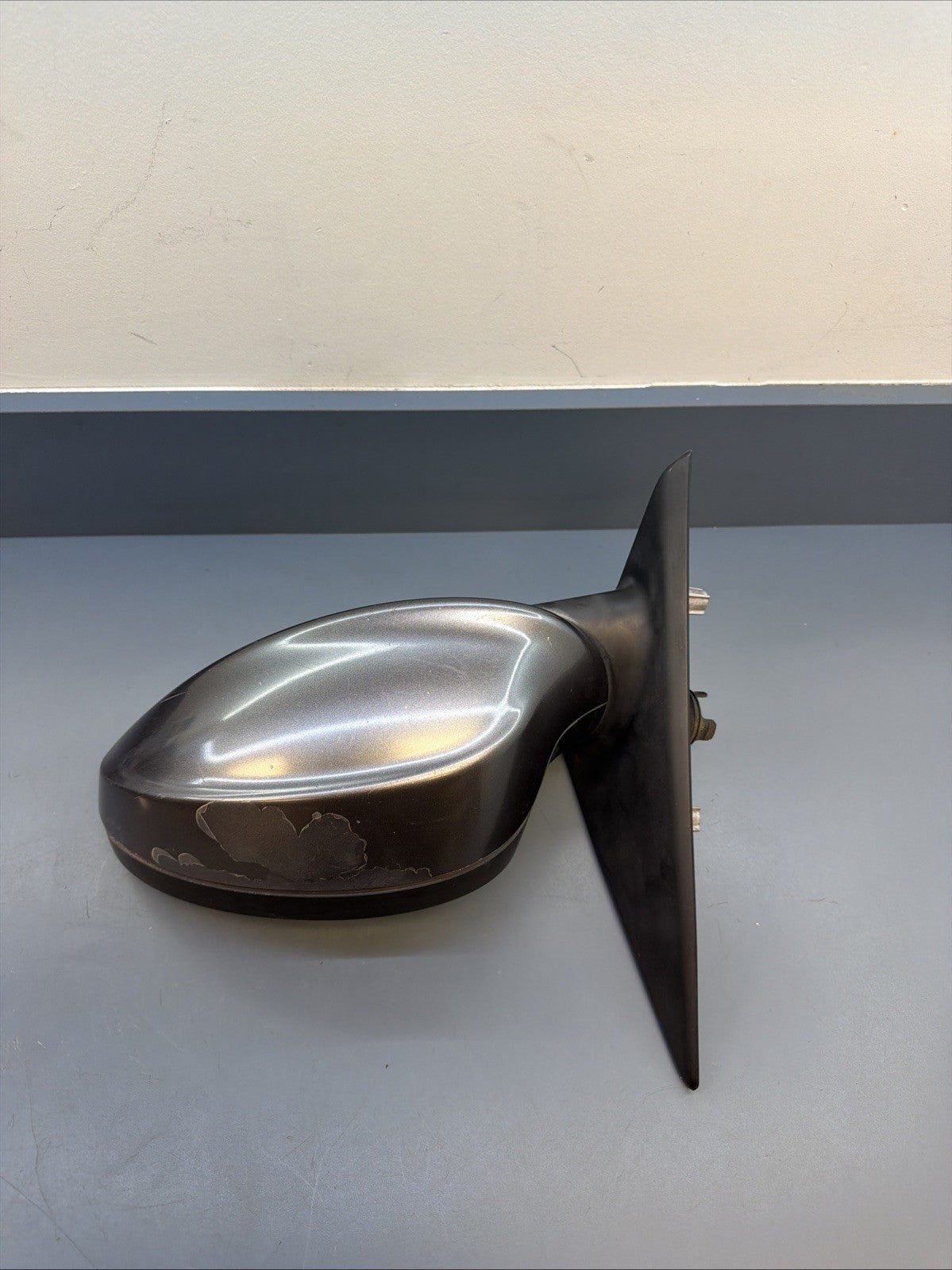 BMW 2006-2009 E90 3 SERIES LEFT DRIVER SIDE POWER MIRROR DARK GRAY OEM 7906930