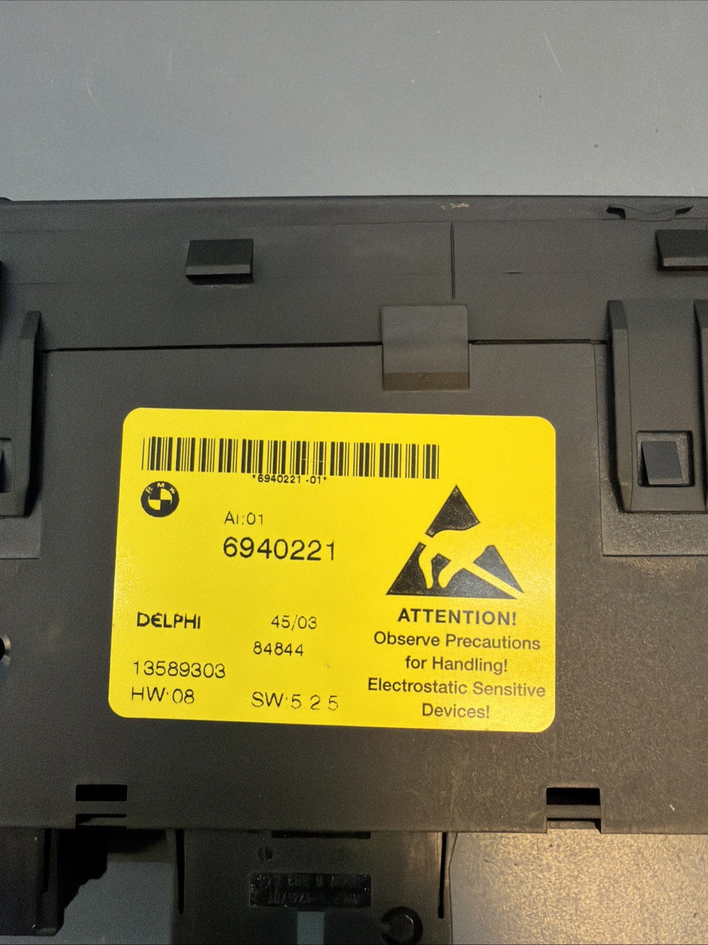 BMW E60 E61 5 SERIES CENTER CONSOLE DSC SWITCH CONTROL BUTTON OEM 6940221