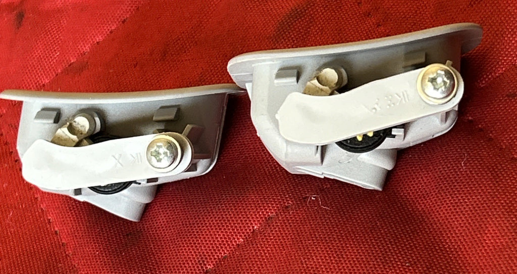 07-13 BMW E92 COUPE 328I LEFT OR RIGHT ROOF HANGER HOOK GREY OEM 7008000