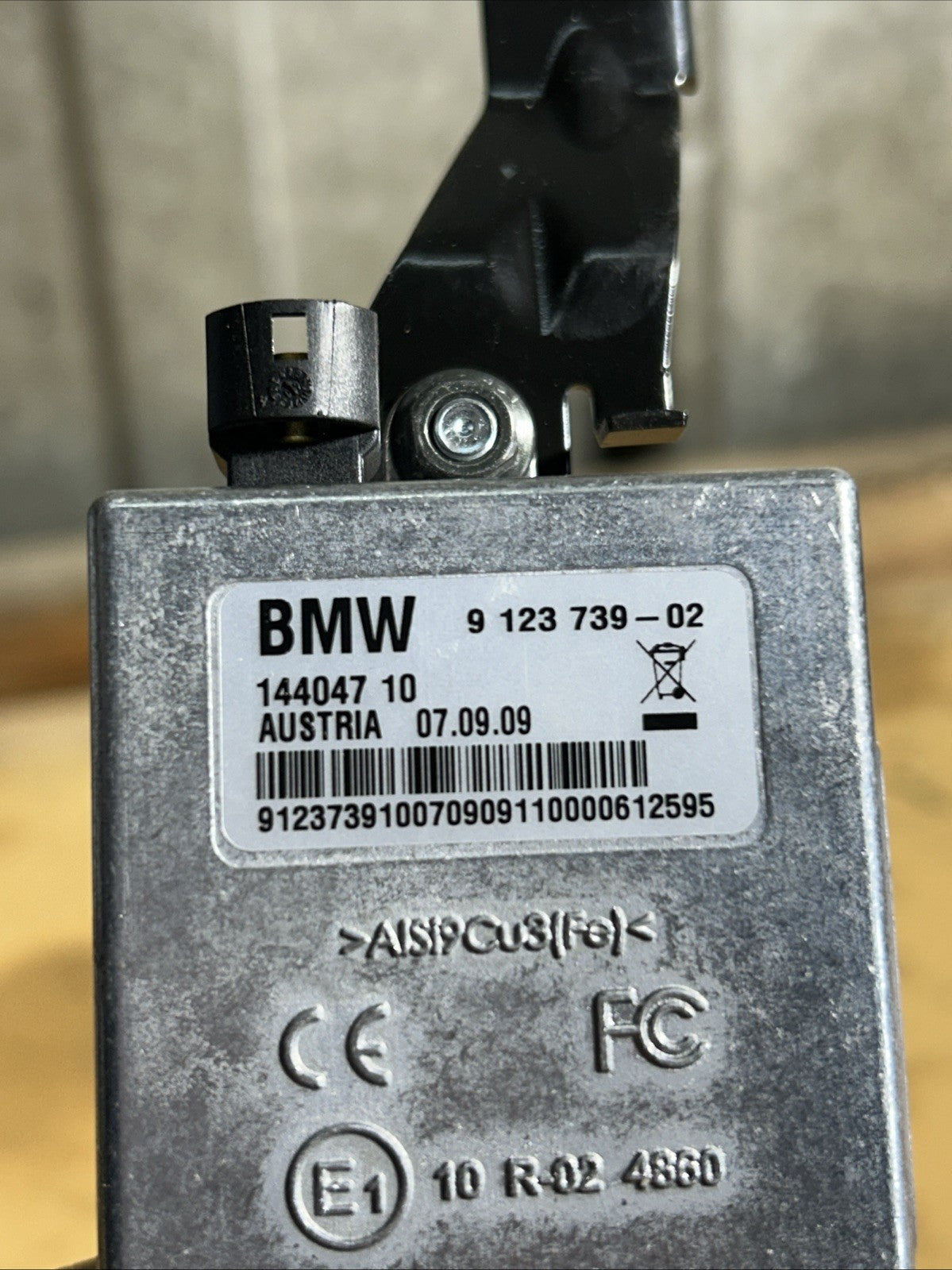 D BMW 07-10 1/3/5/6/7 SERIES Z4 USB AUDIO INTERFACE HUB OEM 9123739