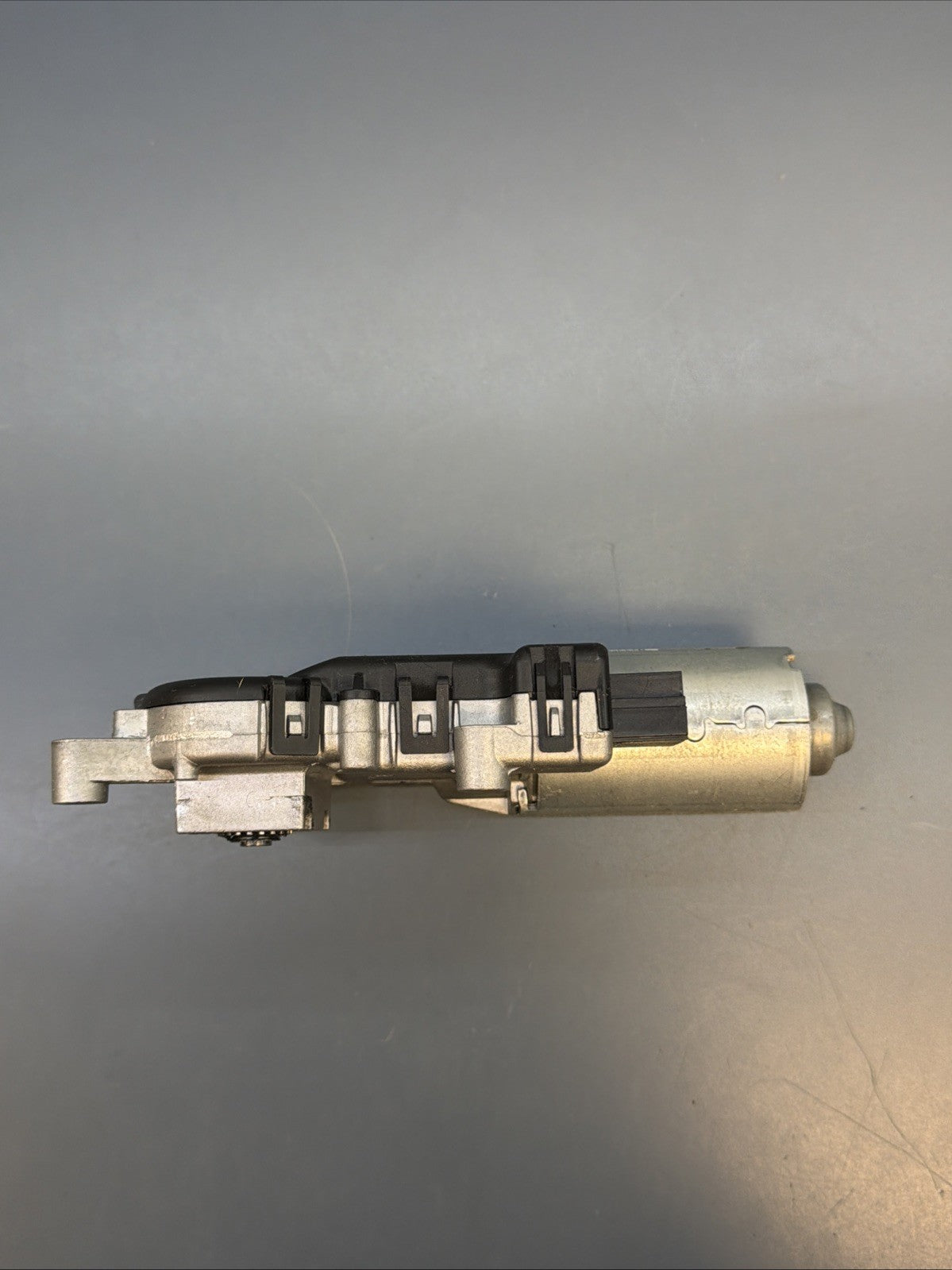 2007 - 2010 BMW E83 X3 Sunroof Roof Motor Unit 6922652 OEM