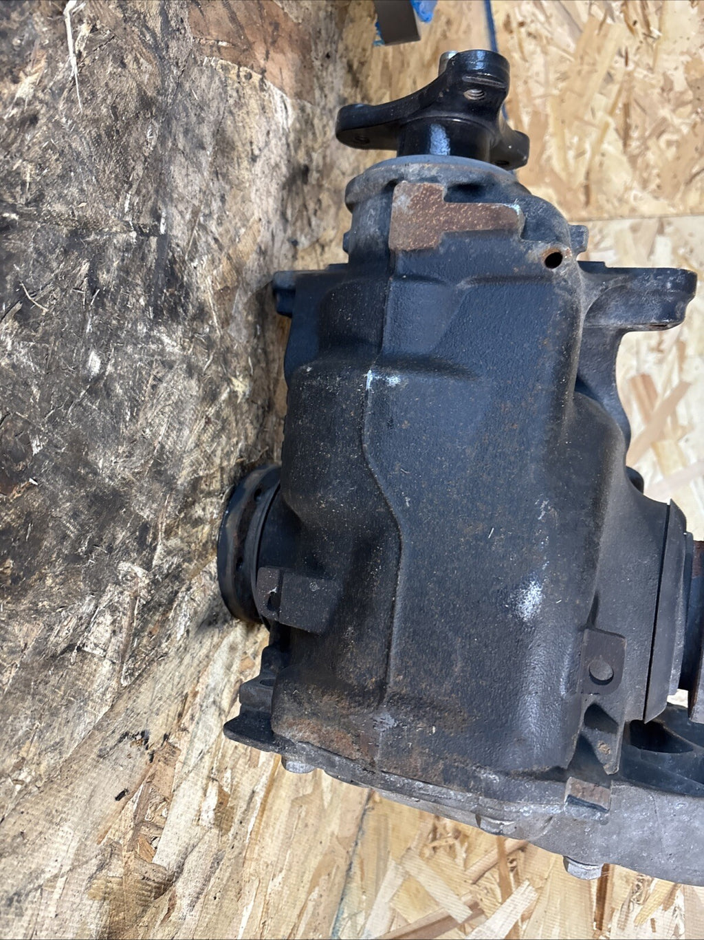 BMW E90 328 REAR DIFFERENTIAL 2007 328 3 SERIES 3.91 FINAL DRIVE 7566189
