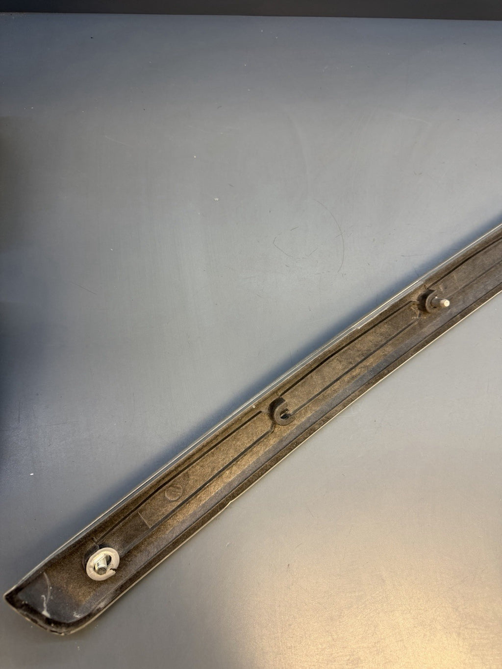 07-2013 BMW E92 E93 Front Right Passenger Side Aluminum Door Strip Trim 6958232