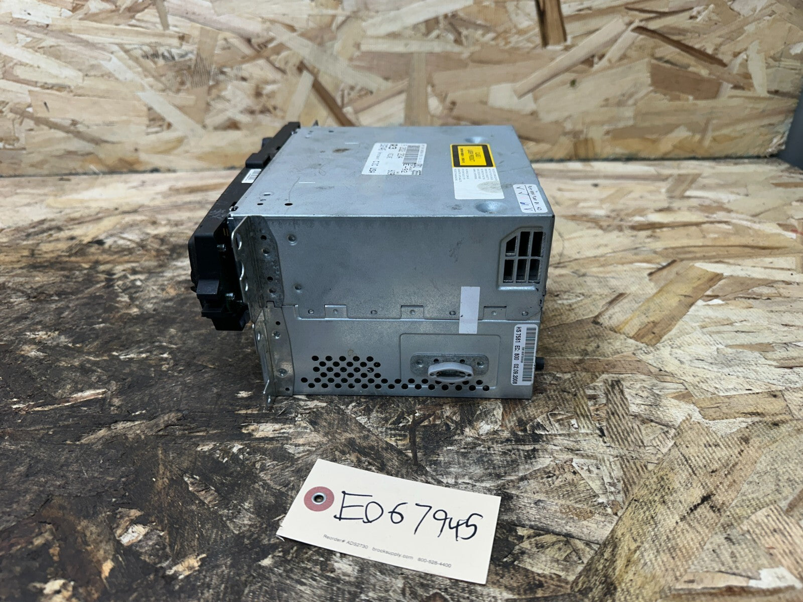 BMW 06-13 E90 E92 E9X SINGLE DIN CIC NAVIGATION AND CD/RADIO PLAYER OEM 9202204