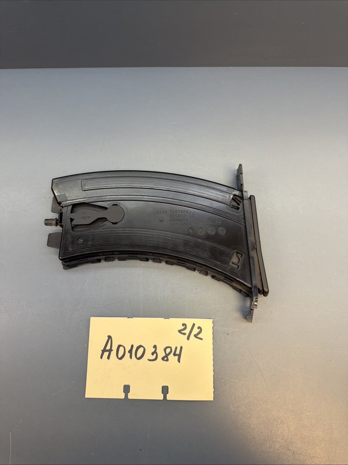2006-2013 BMW 328i 330i 335i M3 Left Driver Cup Holder OEM 7127406 BLACK