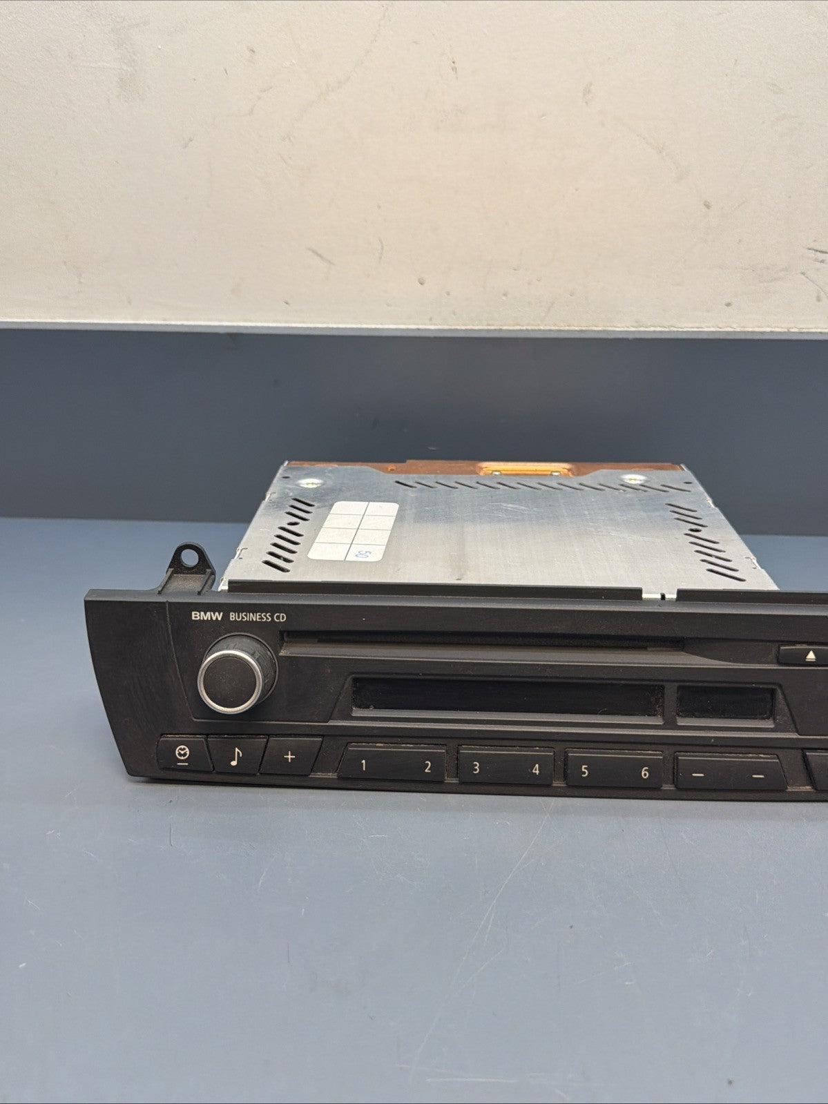 BMW 03-10 E83 X3 BUSINESS AM FM RADIO CD PLAYER OEM 9205280
